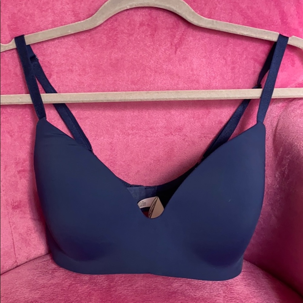 Victoria’s Secret Non Wire Bra